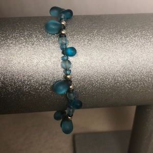 Blue bead bracelet